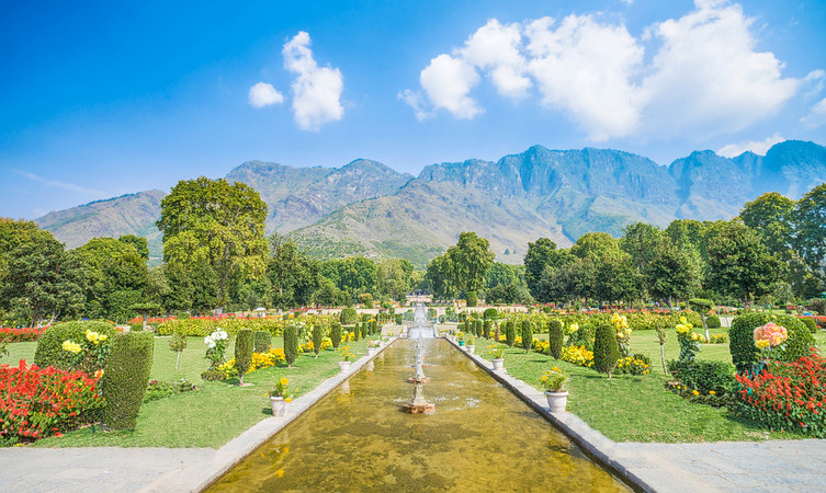 nishat-bagh-img